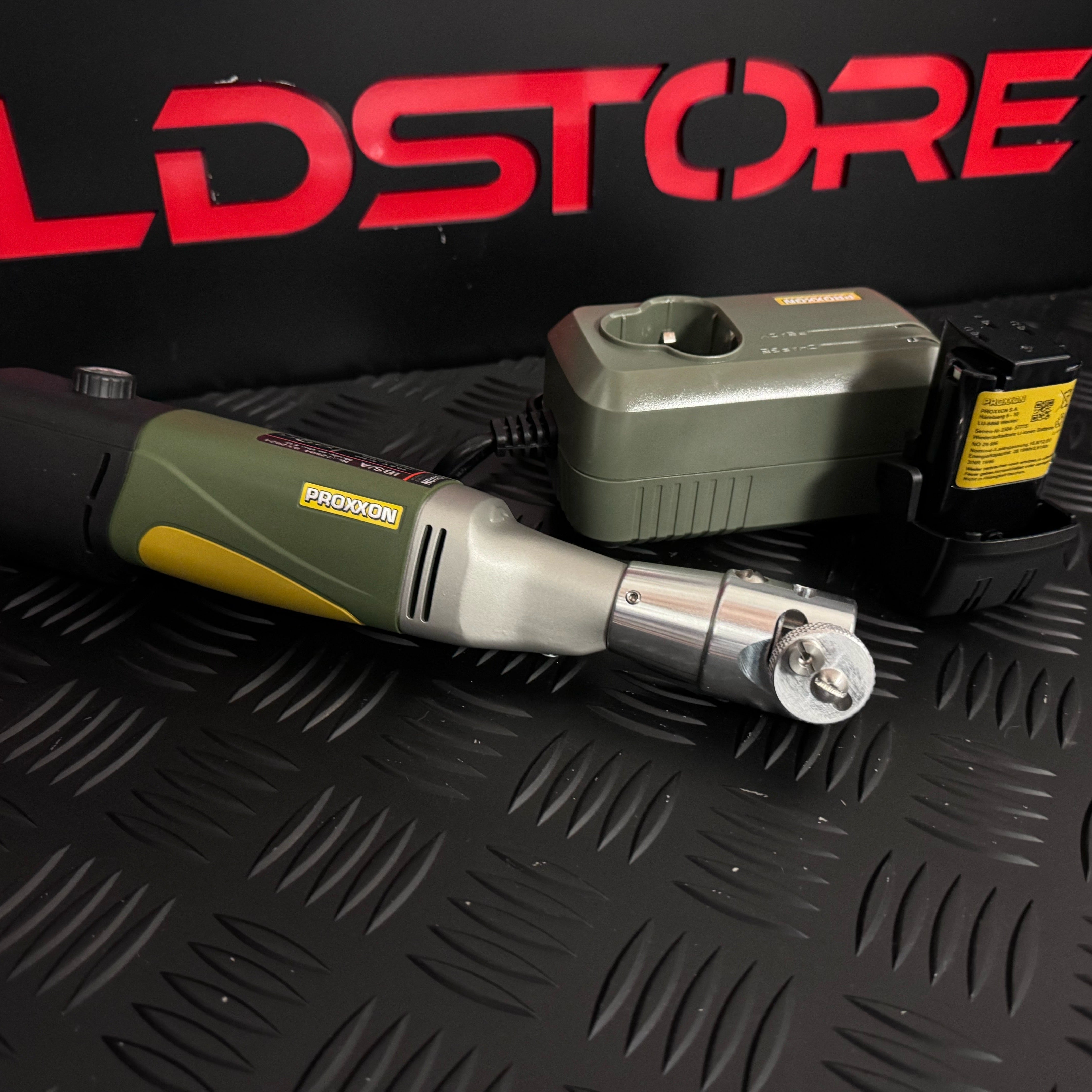 Powerpointer elektroditeroitin 10.8V