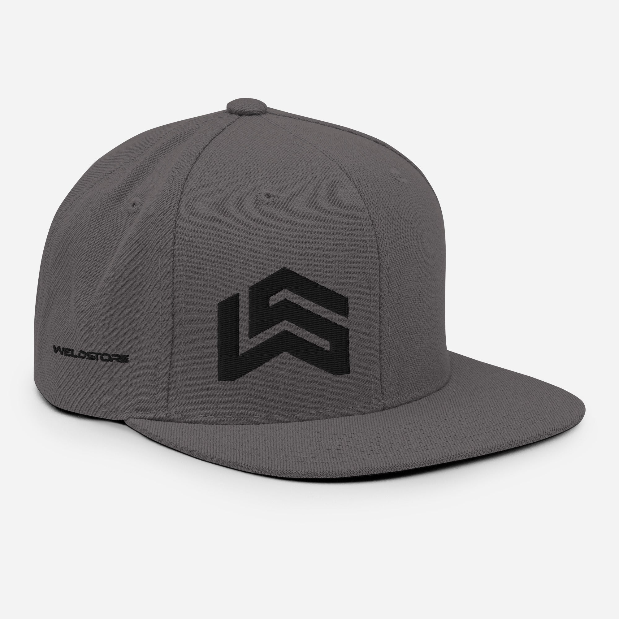 Snapback hatt