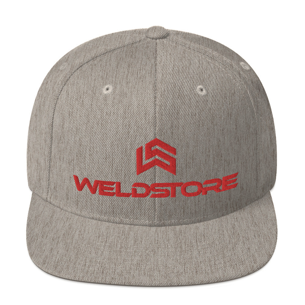 Snapback hatt